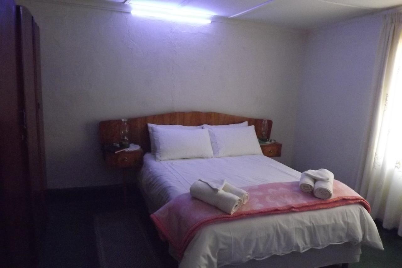 Verbe Farm Accommodation Kamieskroon Eksteriør billede