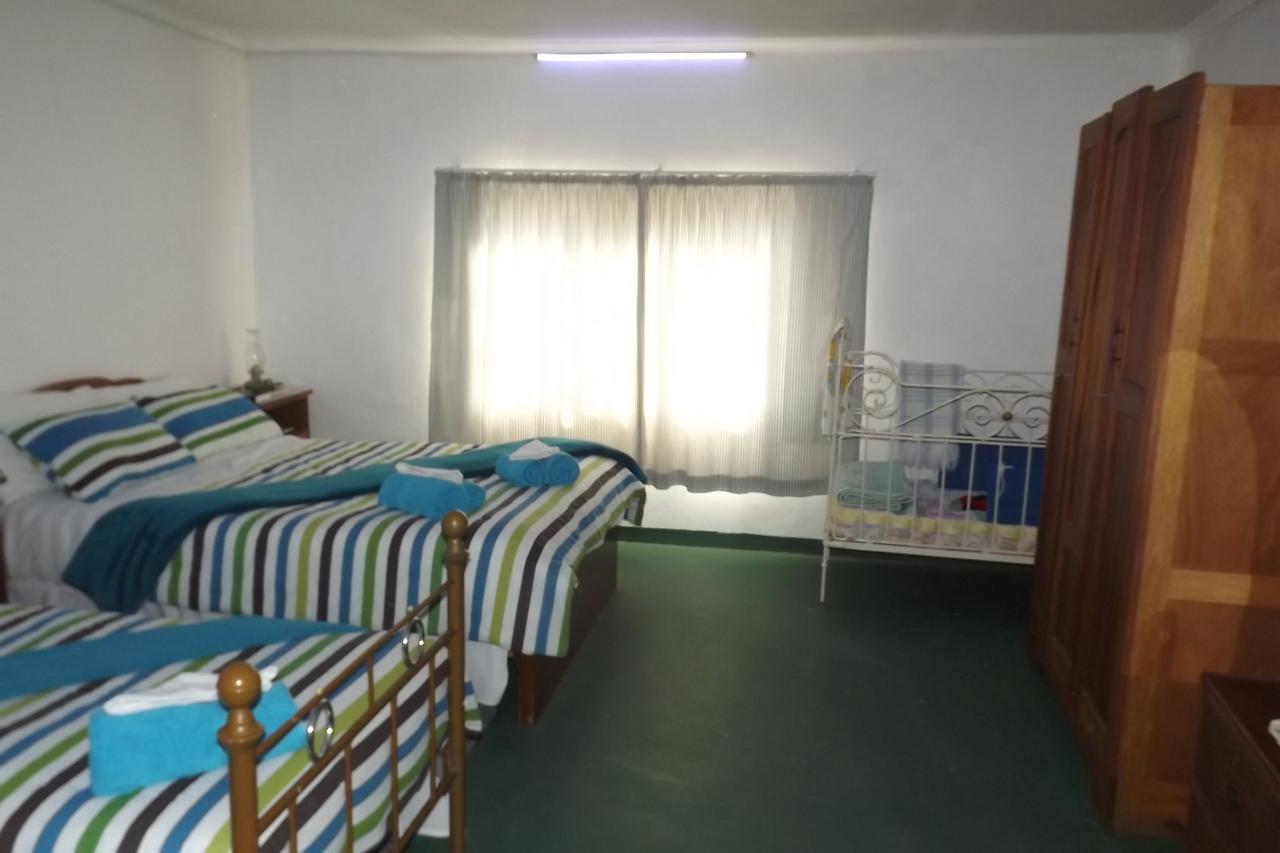 Verbe Farm Accommodation Kamieskroon Eksteriør billede